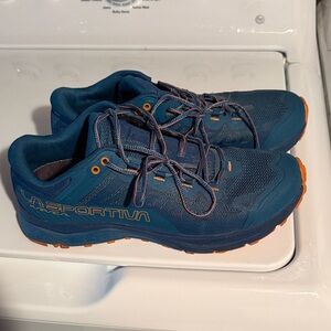 La Sportiva Teal and Orange Trail Shoes-Like New